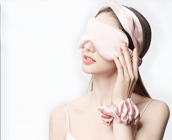 100% Natural Silk Sleep Mask With Elastic Band 01